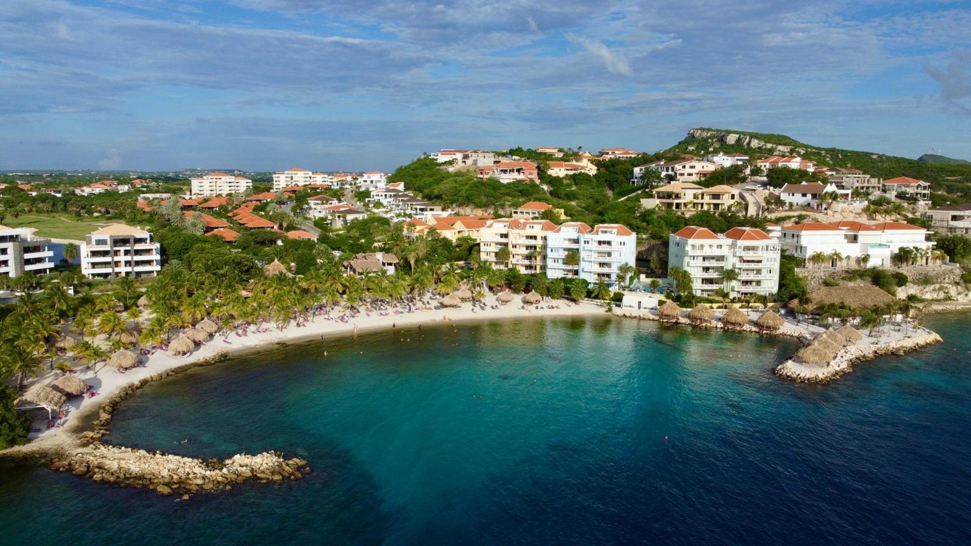 Blue Bay Beach Villas & Apartments Esterno foto