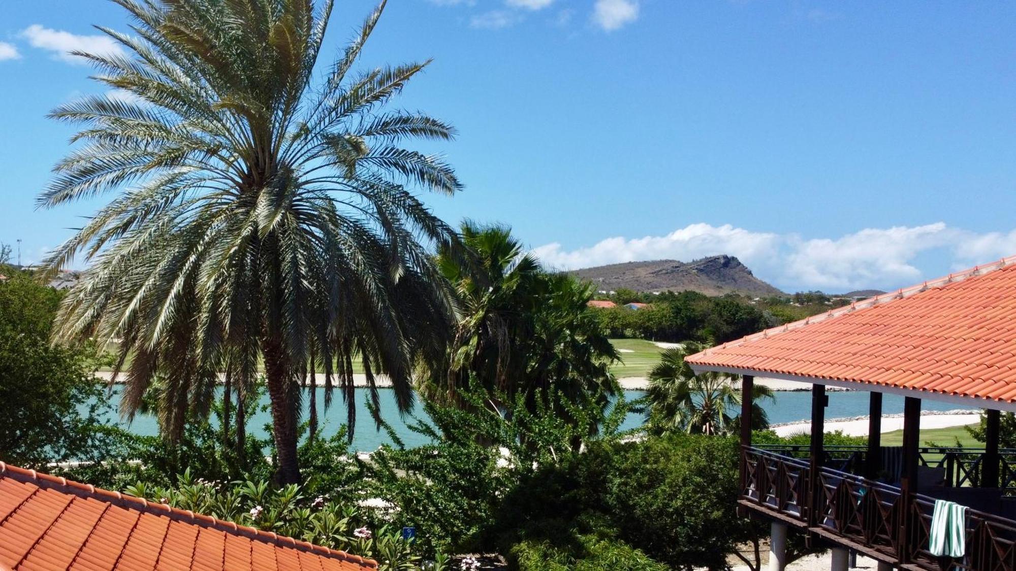 Blue Bay Beach Villas & Apartments Esterno foto