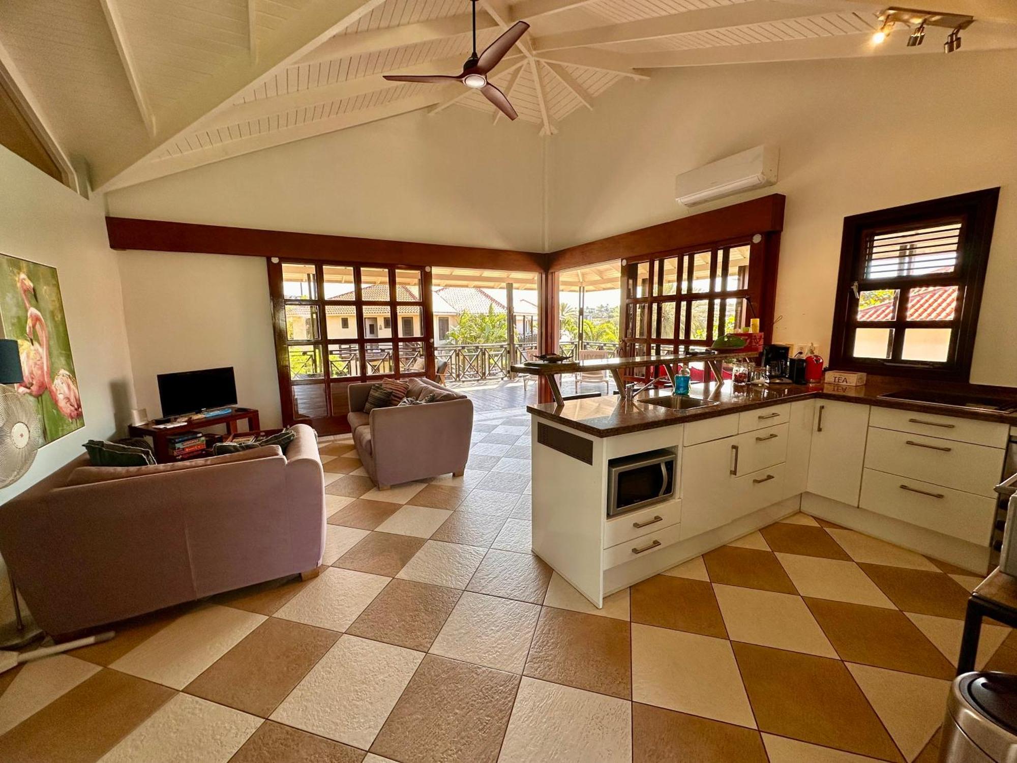 Blue Bay Beach Villas & Apartments Esterno foto