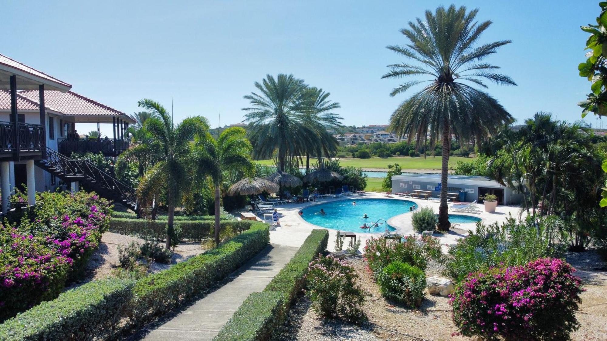 Blue Bay Beach Villas & Apartments Esterno foto