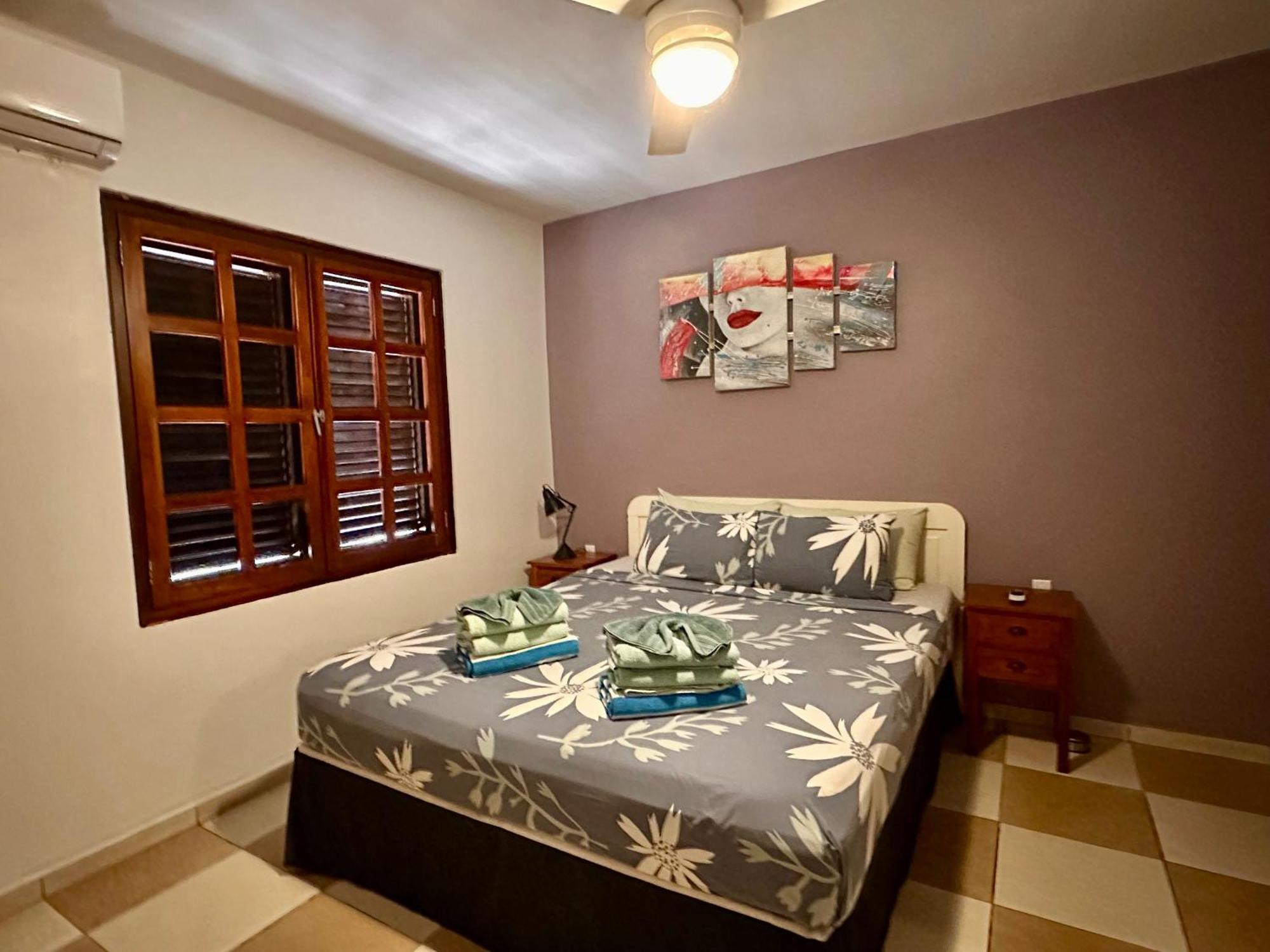 Blue Bay Beach Villas & Apartments Esterno foto