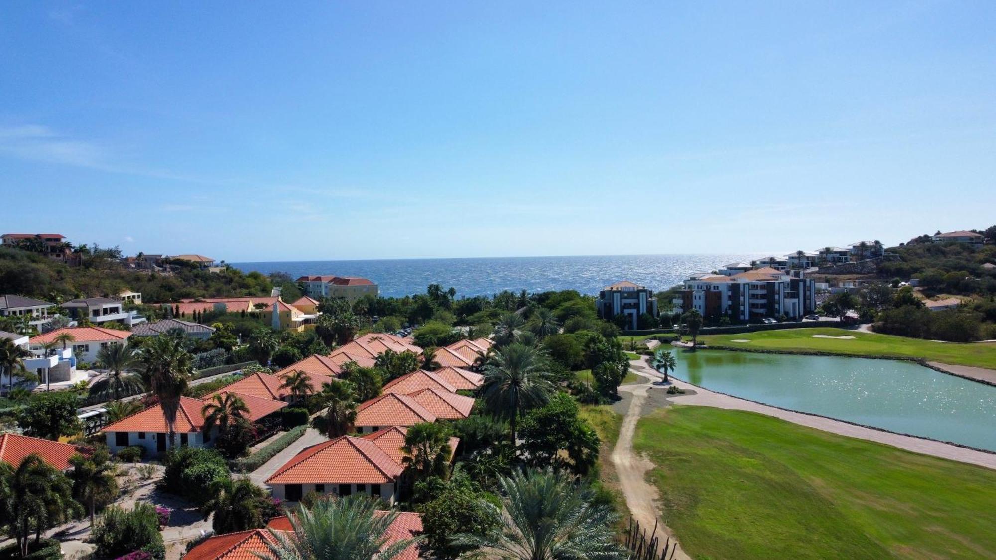 Blue Bay Beach Villas & Apartments Esterno foto