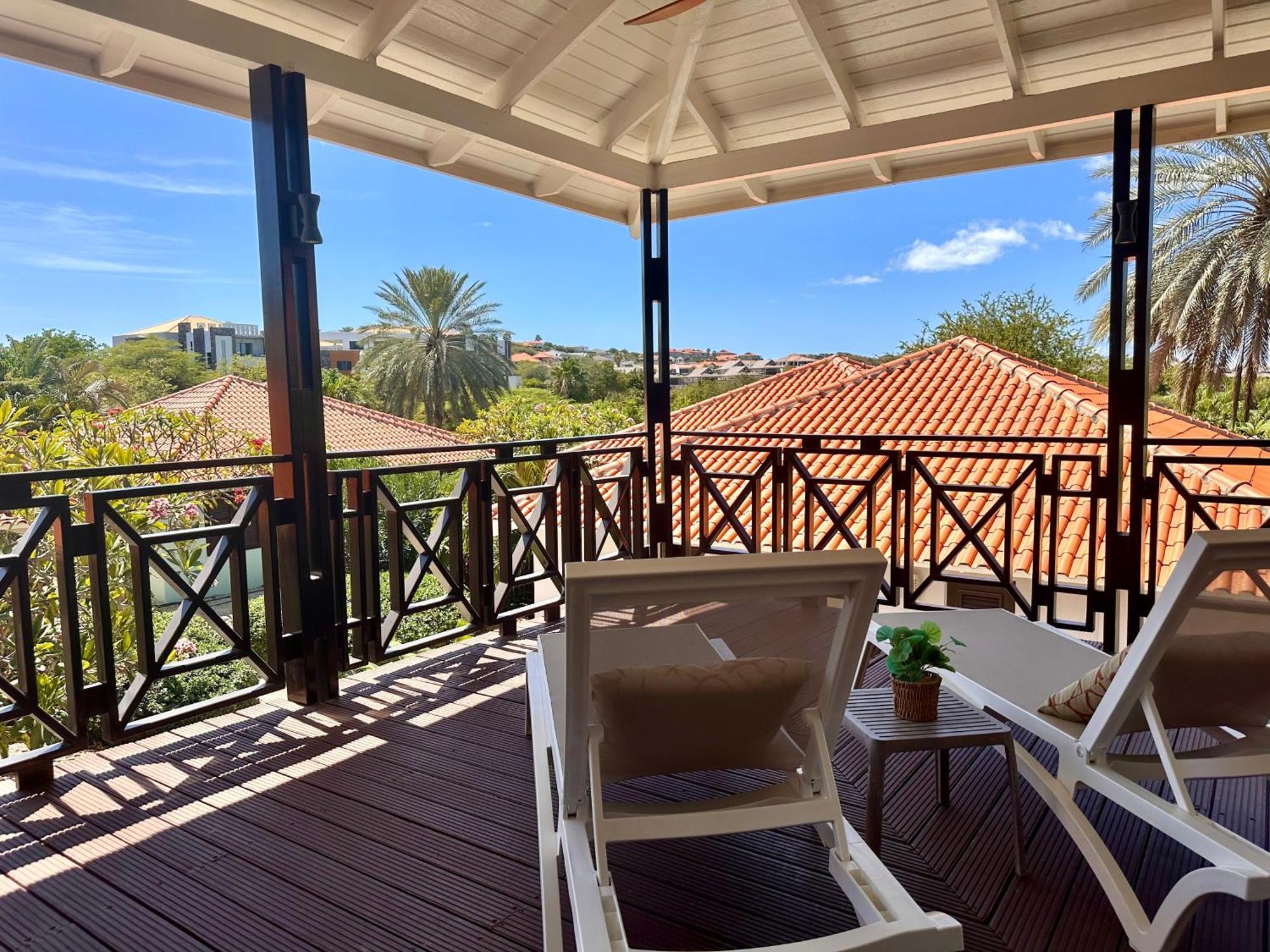 Blue Bay Beach Villas & Apartments Esterno foto