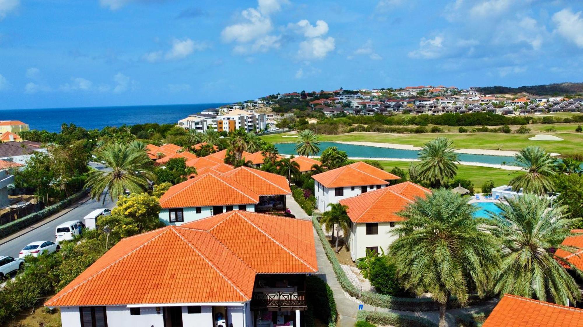 Blue Bay Beach Villas & Apartments Esterno foto